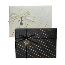 Dovanų dėžutė 1 vnt....